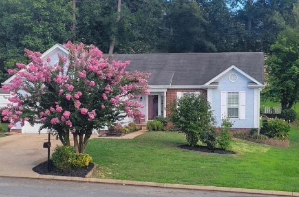 1st image of 232 Brently Woods Dr