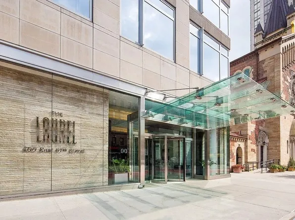 400 East 67th Street image 13 of 17