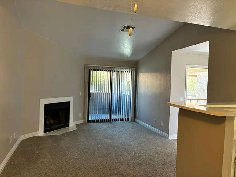 Mandalay Bay Apartments — Photo 39