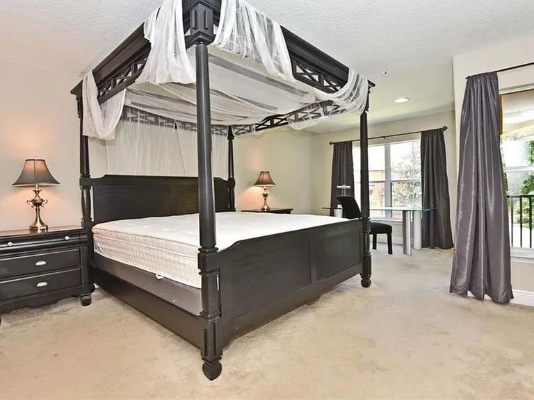 1251 Blessing St — Photo 32