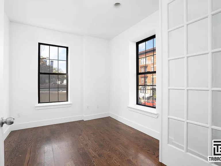 962 Greene Ave #2C — Photo 3