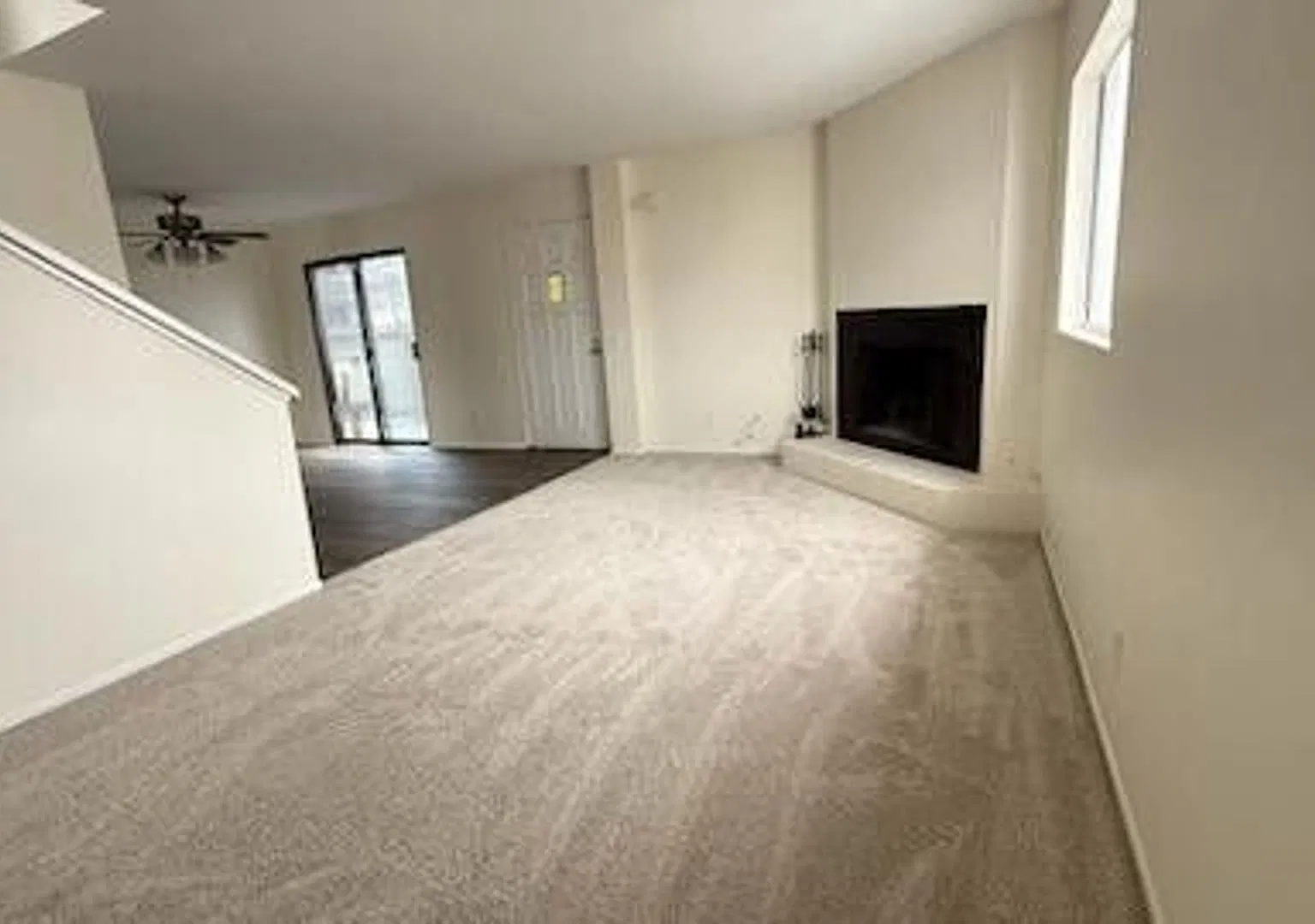Updated 2-Bed, 2-Bath Condo in Downtown Oxnard! — Photo 2