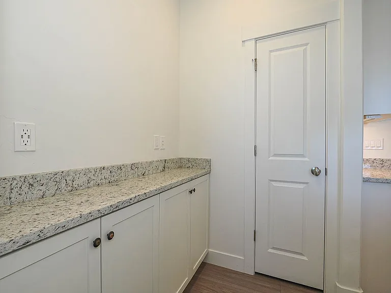 5098 W Putney Hill Rd — Photo 23