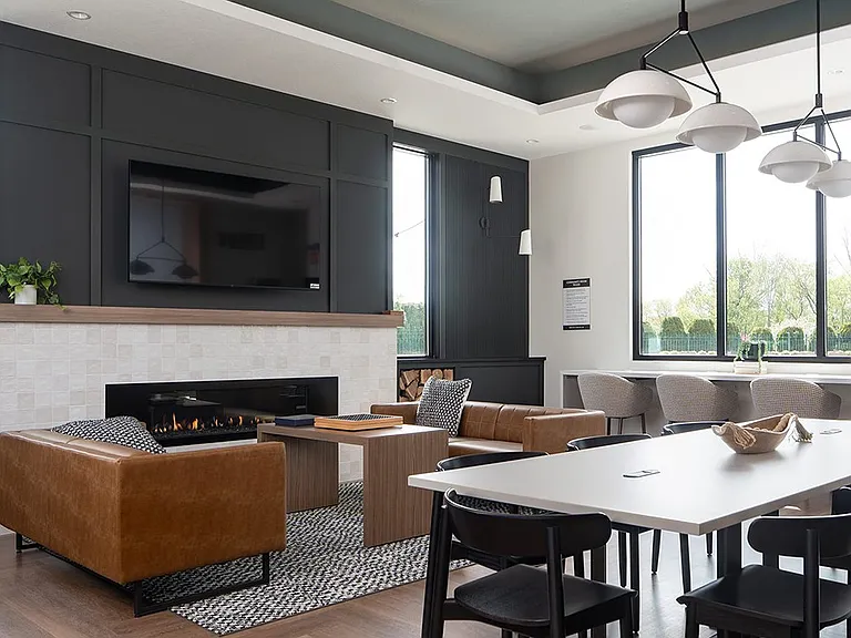 Sunset Trail Apartment Homes — Photo 13