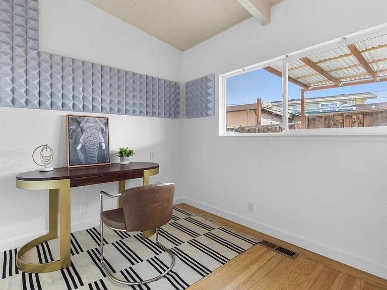 2682 Wallace St — Photo 14