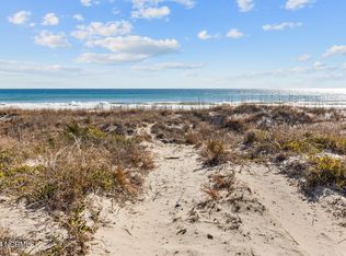 8625 Ocean View Dr, Emerald Isle, NC 28594