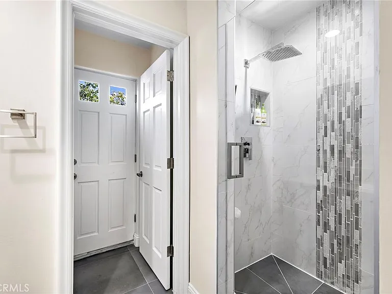 33801 Blessington Ln — Photo 18