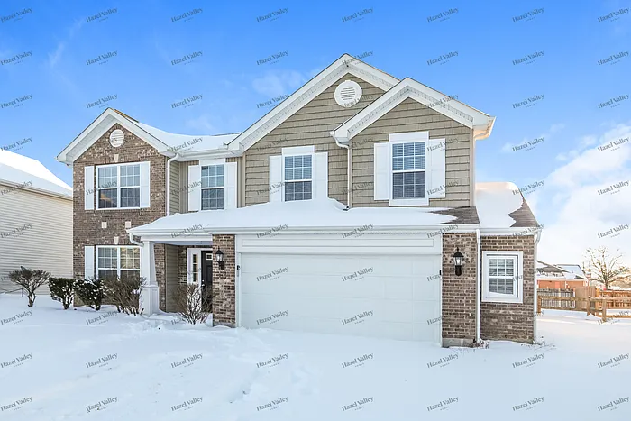 4 bed, 2.5 bath, 2224 sqft, $2,295 — Photo 2