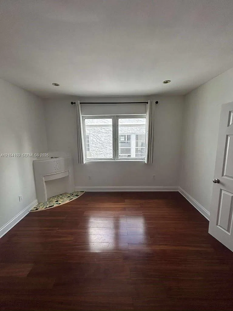 Jefferson Place Condo — Photo 4