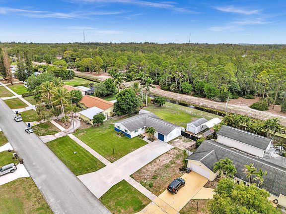 3rd image of 7313 Oakmont Drive