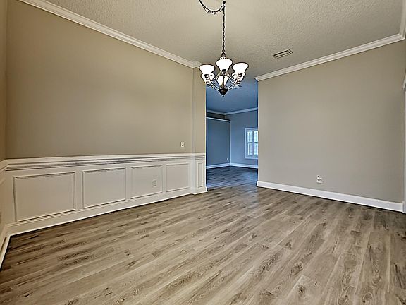2nd image of 2944 SOUTHBANK Circle