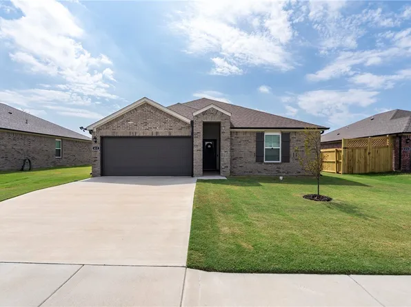612 Cattleman Ln, Siloam Springs, AR 72761