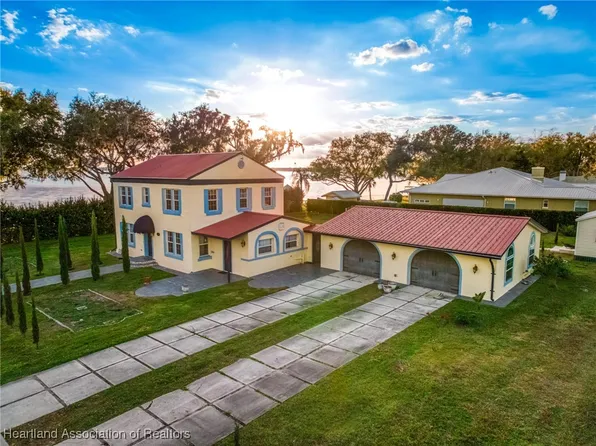 1110 Hotiyee Ave, Sebring, FL 33870