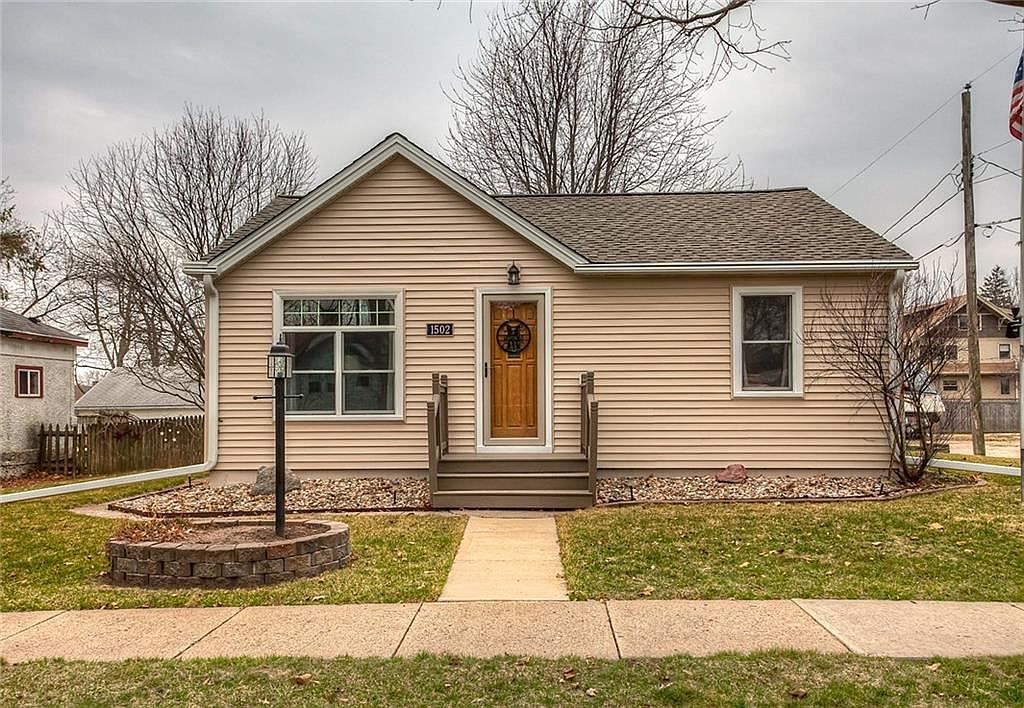 1502 Cherry St, Dallas Center, IA 50063 Zillow