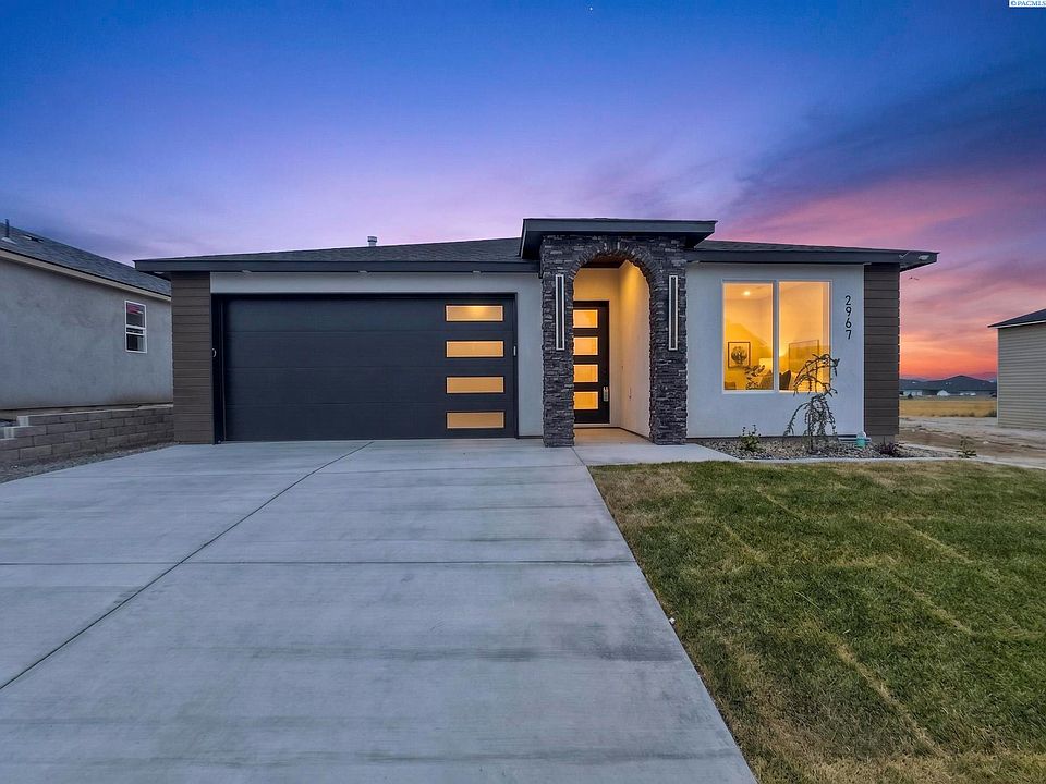 1st image of 2967 Meadowlark Ave