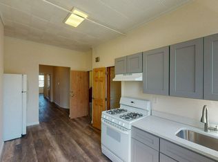 102 Powers St #3R, Brooklyn, NY 11211
