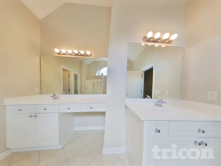 52 Paddington Pl — Photo 11
