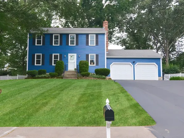 4 Janock Rd, Milford, MA 01757