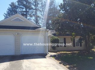 5894 Mistyview Dr, Rex, GA 30273