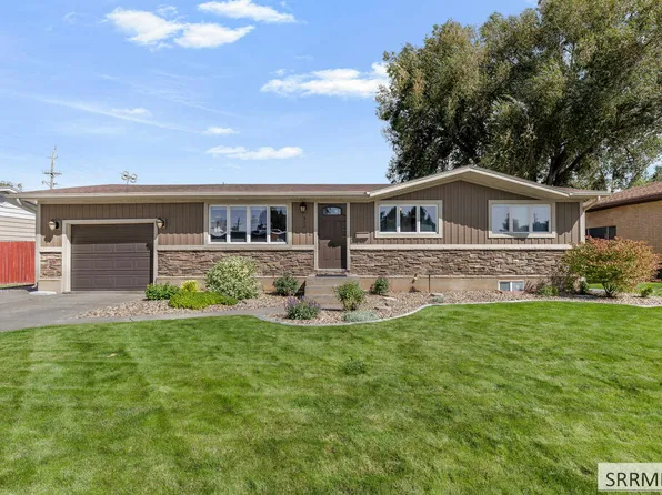 452 Spruce Dr, Idaho Falls, ID 83401