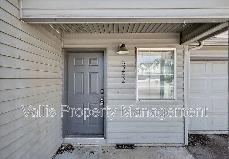 5262 Springcrest Dr S — Photo 3
