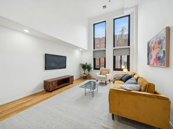 518 Gregory Ave APT A220, Weehawken, NJ 07086