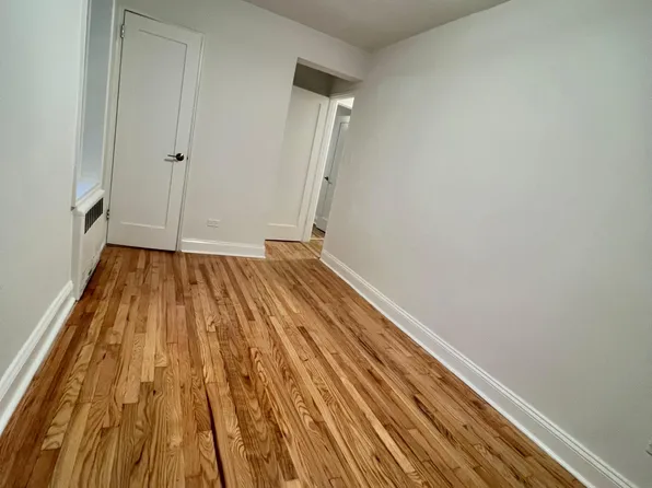 76-12 35th Avenue image 8 of 9