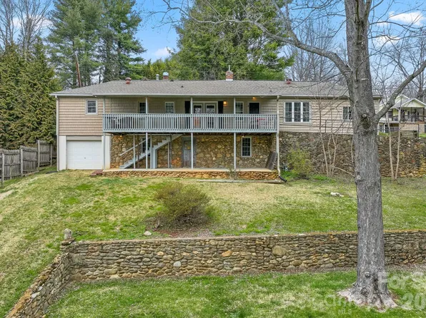 212 Holtzclaw St #14-15, Canton, NC 28716