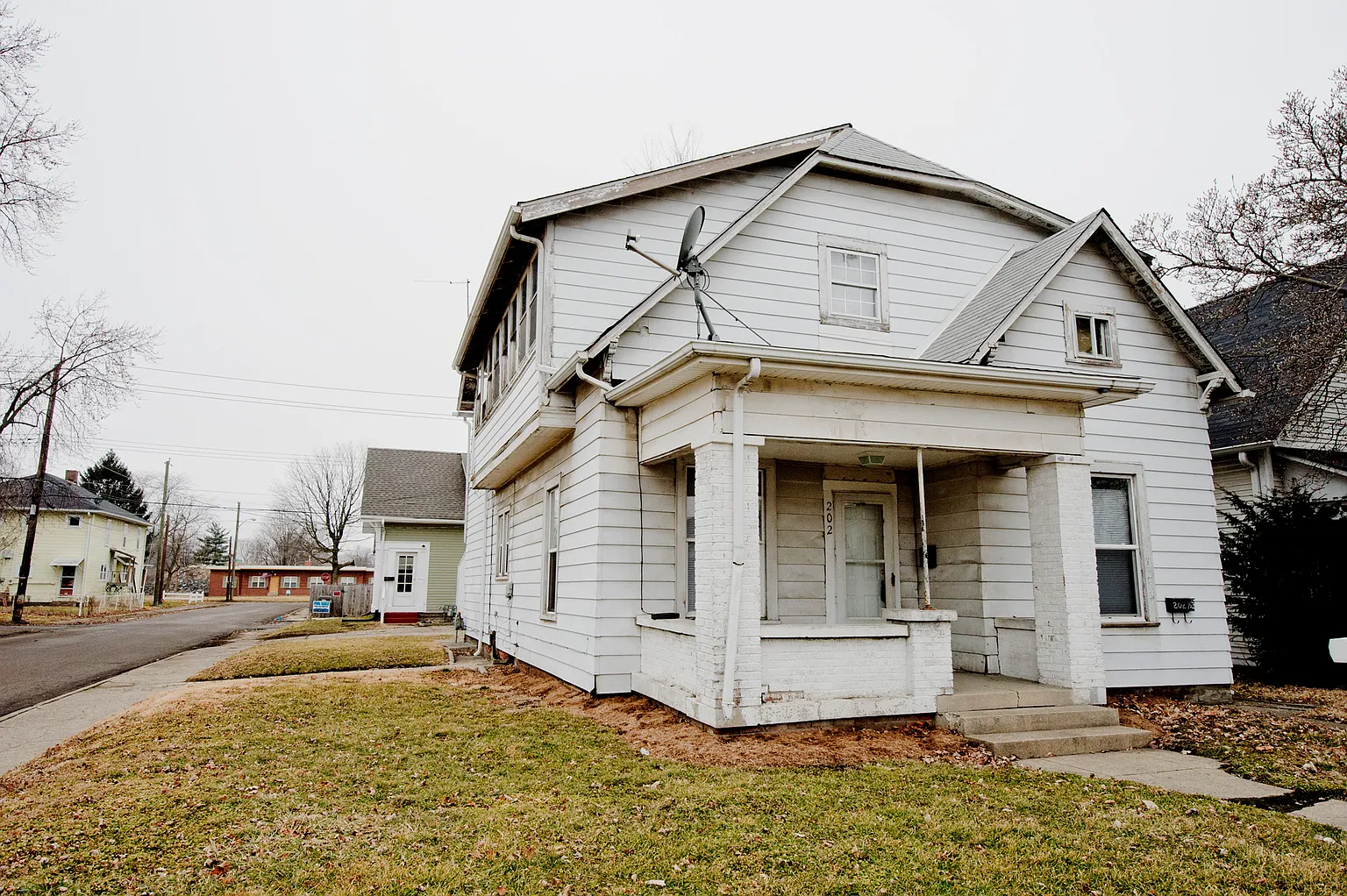 202 1/2 N Holmes Ave photo 1