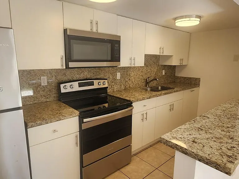 4134 NW 79th Ave #1C — Photo 3