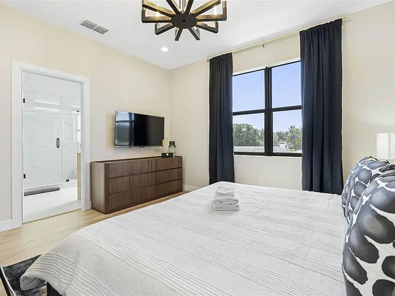 4340 Villa Alina Ct — Photo 27