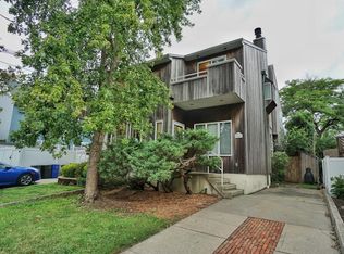 184 Tennyson Dr, Staten Island, NY