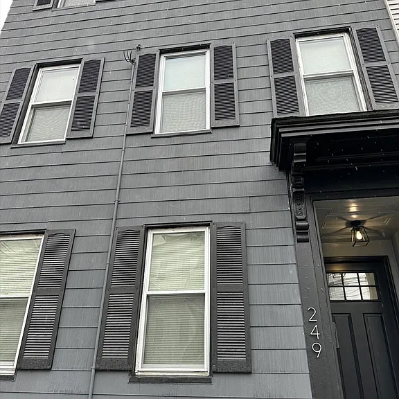 249 Everett St #2 — Photo 14