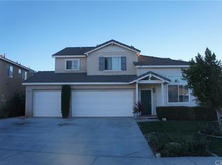 831 Lomond Dr, Riverside, CA 92508