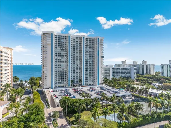 881 Ocean Dr APT 13C, Key Biscayne, FL 33149