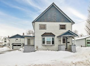 12 Hamilton Place, Richford, VT 05476