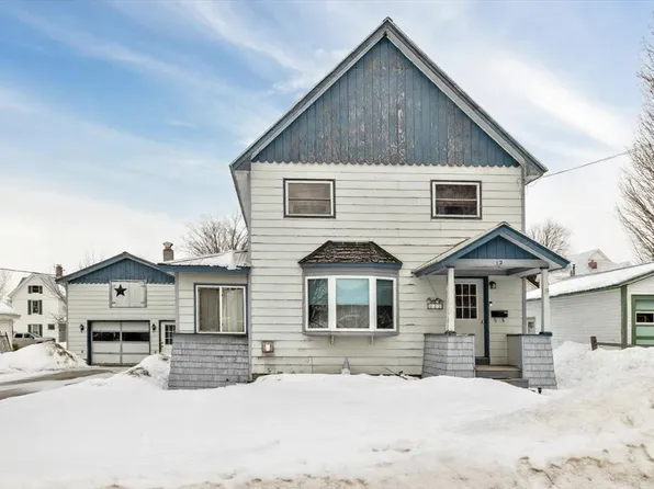 12 Hamilton Place, Richford, VT 05476