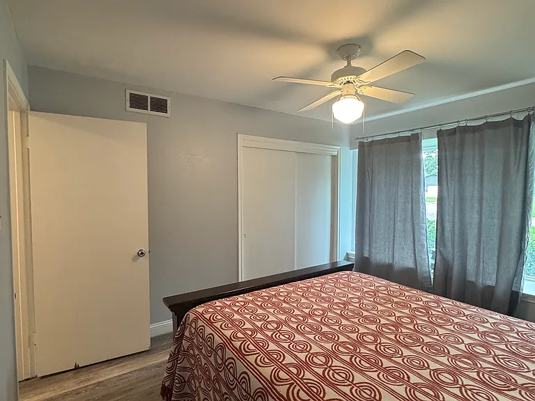 9619 Liptonshire Dr — Photo 24