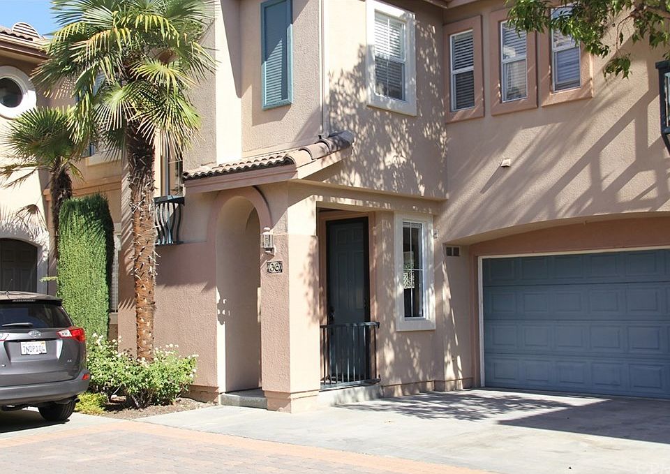 1st image of 36 Trofello Ln