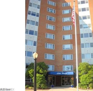 11850 Edgewater Dr APT 921, Lakewood, OH, 44107