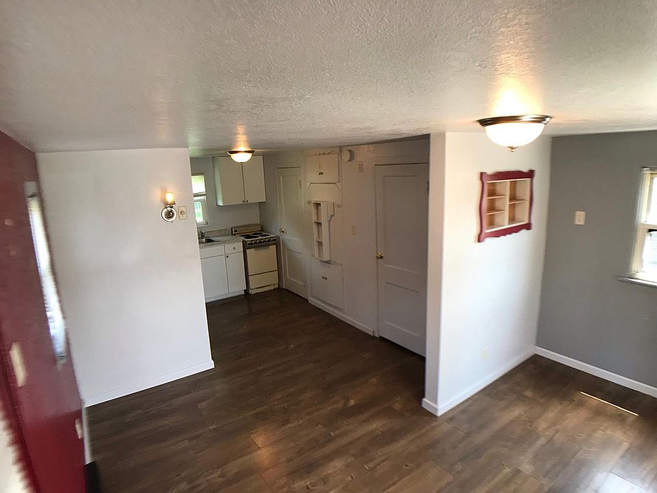 1st image of 277 N Forest Ave