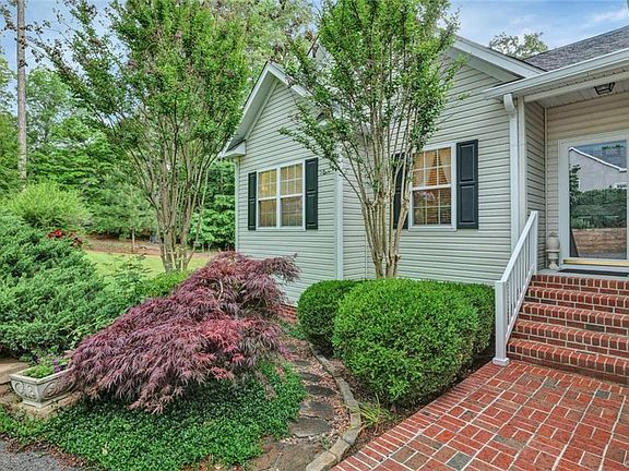 3rd image of 20117 Eagle Cove Ct