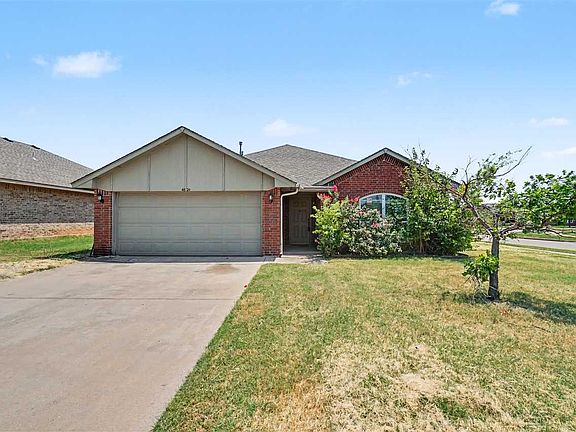 2nd image of 4824 SW Waterstone Pl