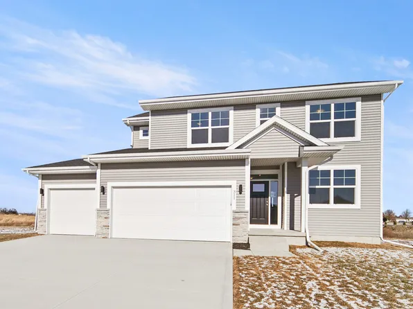 311 41st St SW, Altoona, IA 50009