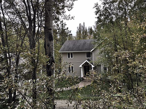 3rd image of 301 Snowy Owl Ln