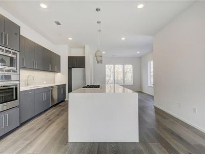 3100 Menchaca Rd #11, Austin, TX, 78704