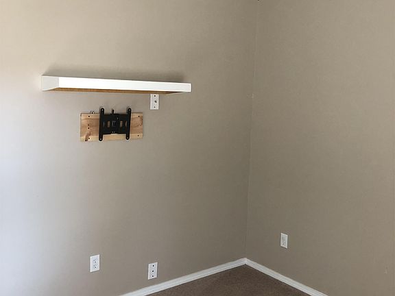 5th image of 1112 Copper Creek Dr