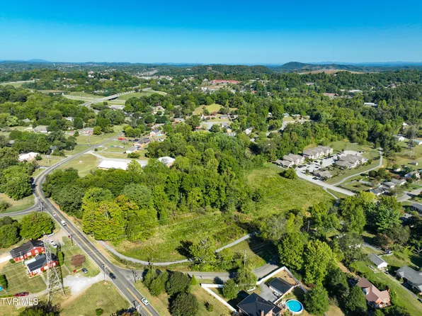 907 Cedar Grove Rd, Johnson City, TN 37601