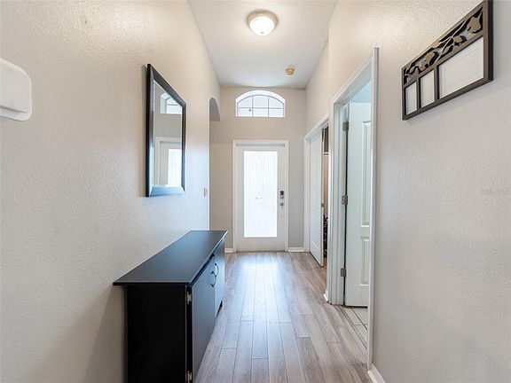 4th image of 13938 Chalk Hill Pl
