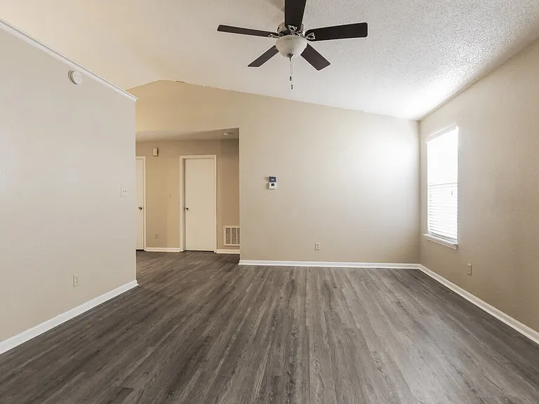 1418 Green Spring Way — Photo 8